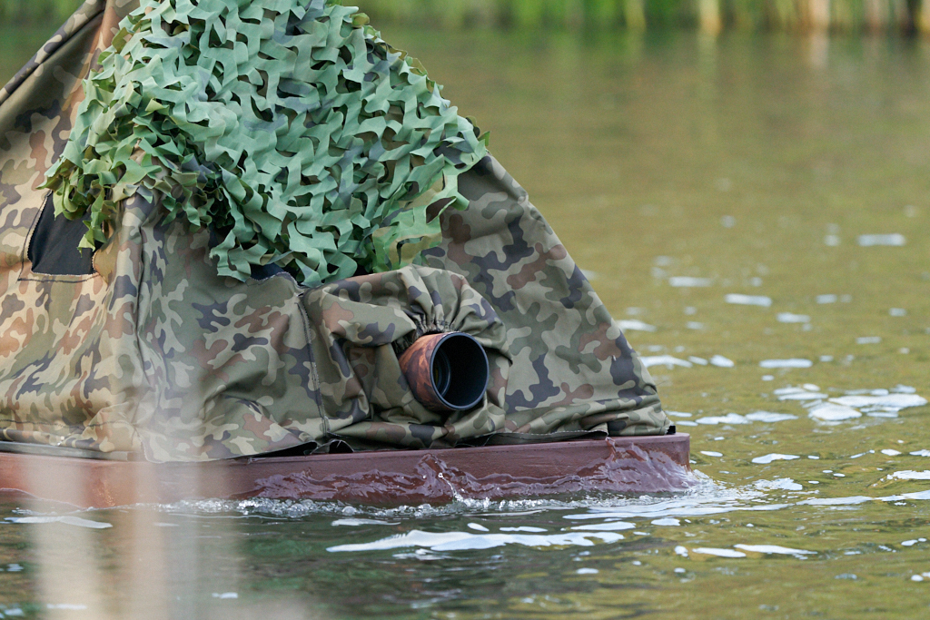 DIY floating hide