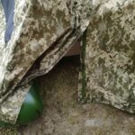 Rear entrance to the hide, secured with a velcro.